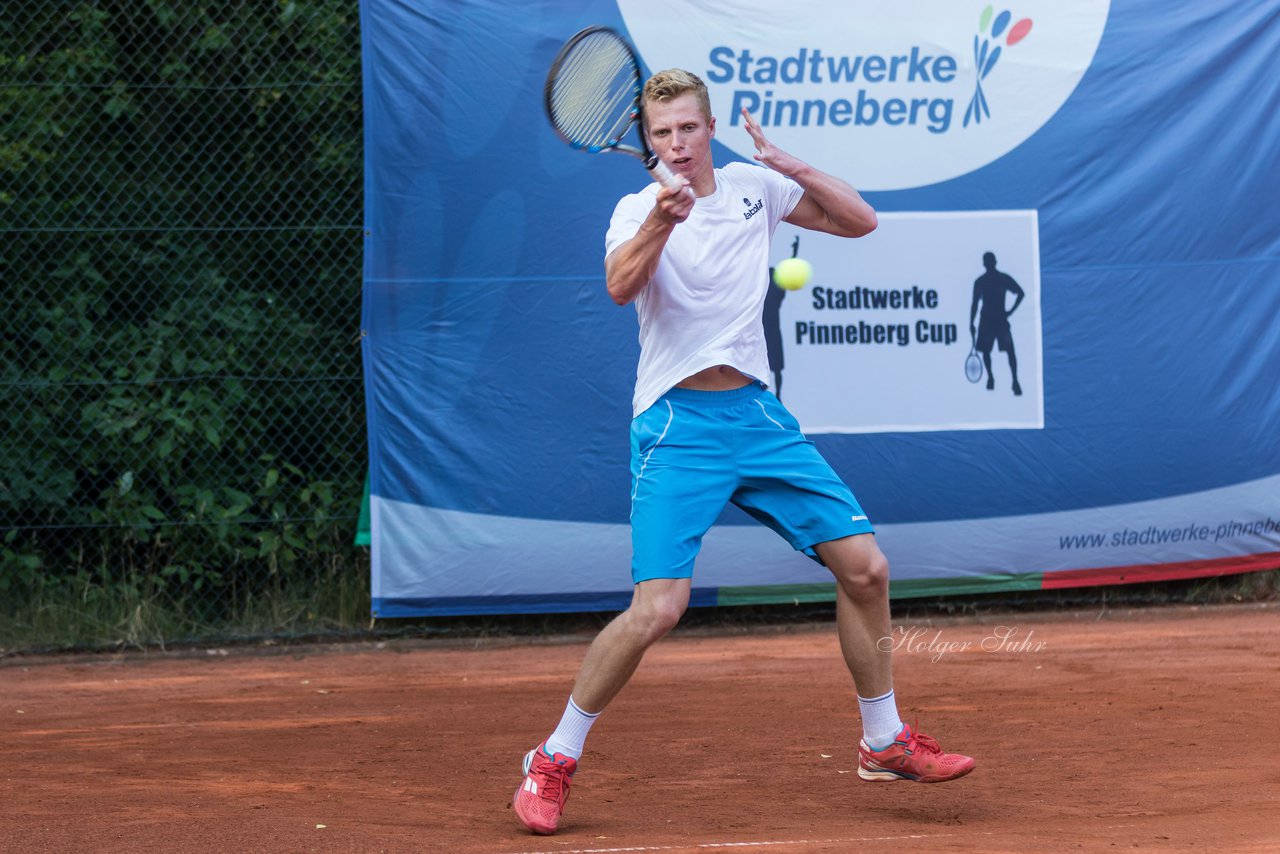 Bild 548 - Stadtwerke Pinneberg Cup Freitag